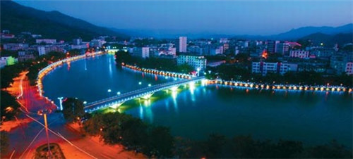 川蜀潮流冒菜馆加盟要满足哪些条件