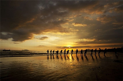 动画美食大挑战图片（美食动画素材）